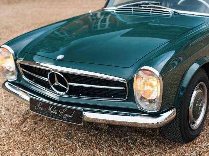 Mercedes-Benz SL 280 SL Pagode W113 de 1969