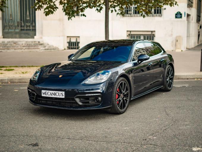 Porsche Panaméra 4S E-Hybrid *Sport Turismo / Bleu Nuit* de 2020