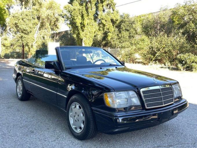 Mercedes-Benz E class 320 E Cabriolet de 1995
