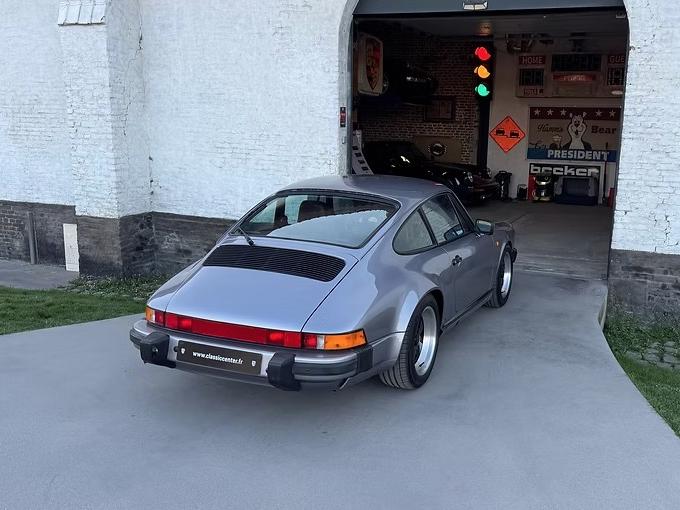 Porsche 911 Carrera 3.2 G50 coupé de 1988