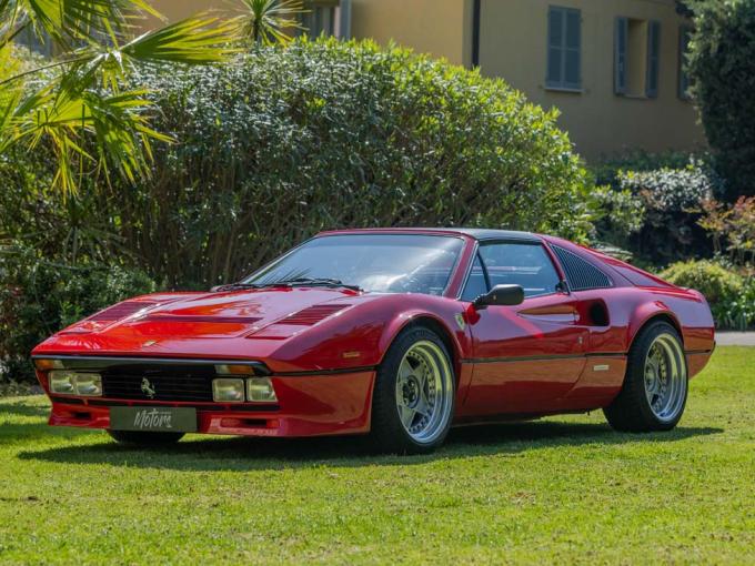 Ferrari 308 GTSi Quattrovalvole body kit 288 GTO de 1985