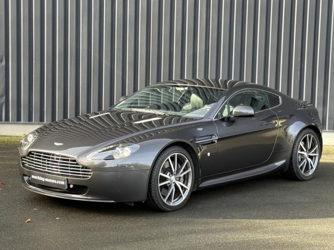 Aston Martin V8 Vantage de 2009