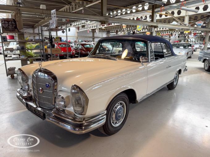 Mercedes-Benz SE 220 Convertible de 1963