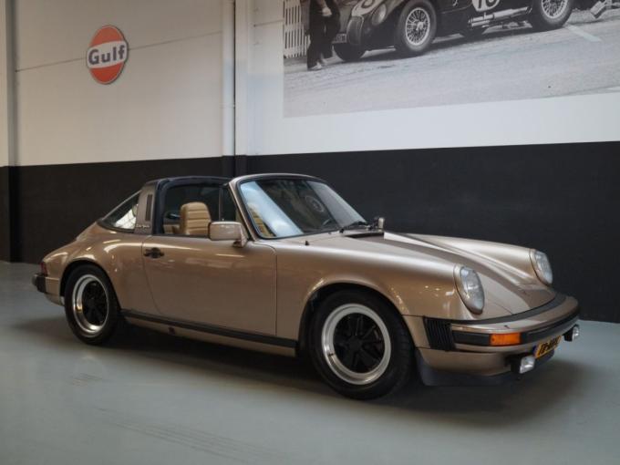 Porsche 911 SC Targa 3.0 de 1982