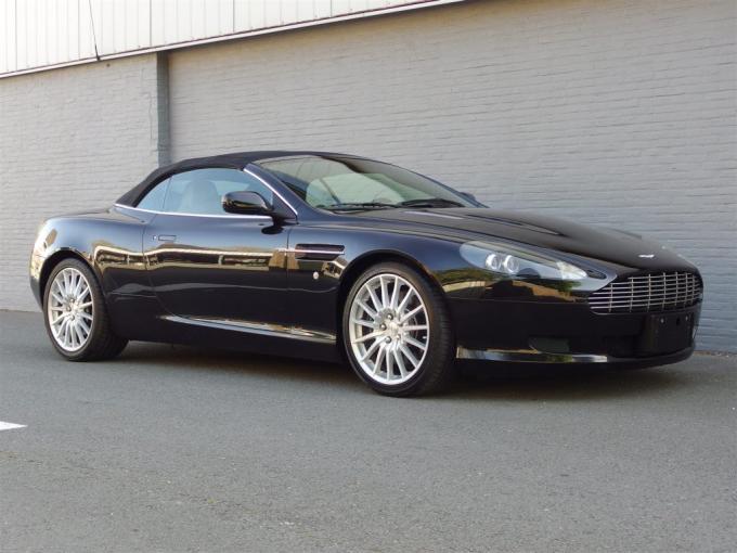 Aston Martin DB 9 Volante 5.9L V12 (Convertible) de 2006