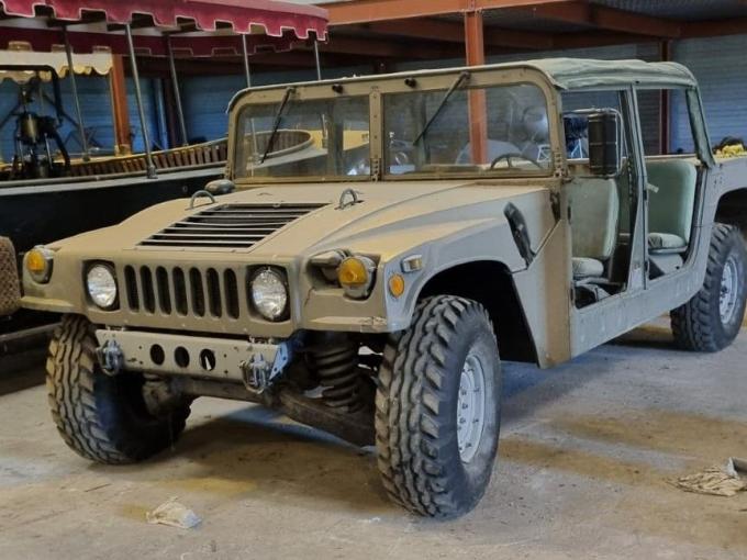 Hummer H1 version militaire de 1993