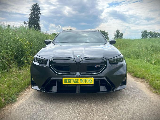 BMW M5 G90 TOURING V8 Bi Turbo 4.4 727 CV Hybride Recharg de 2024