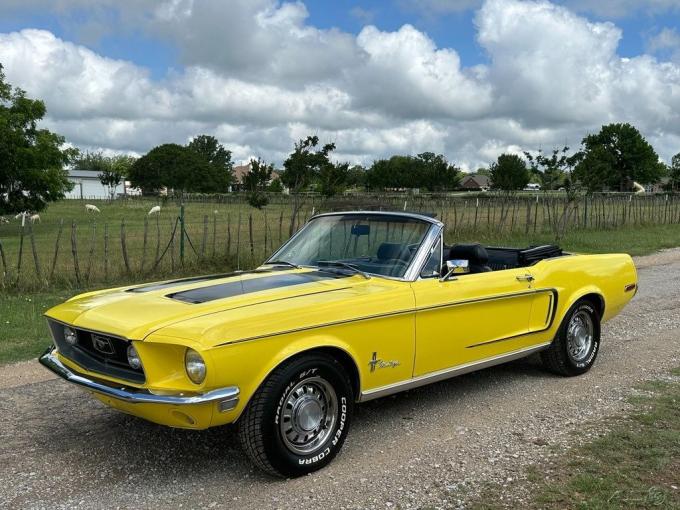 Ford Mustang cabriolet v8 de 1968