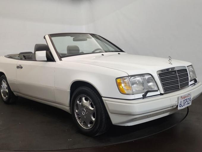 Mercedes-Benz E class 320 Cabriolet de 1995