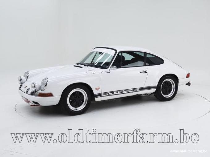 Porsche 911 3.2 Backdating 911R '84 CH1927 de 1984