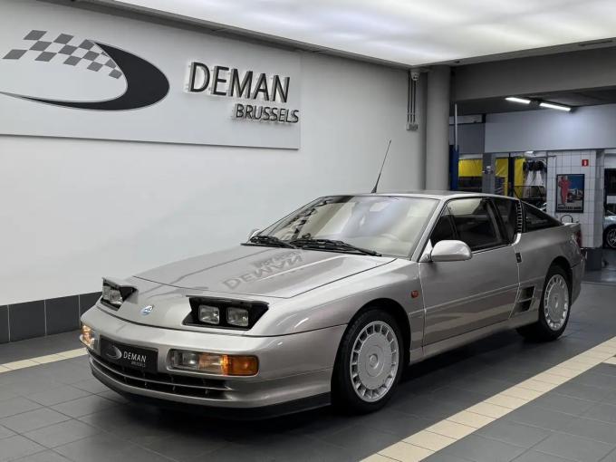 Alpine A 610 Turbo V6 (restaurée il y a peu) de 1991