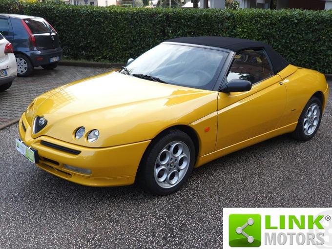 Alfa Roméo 916 Spider de 2000