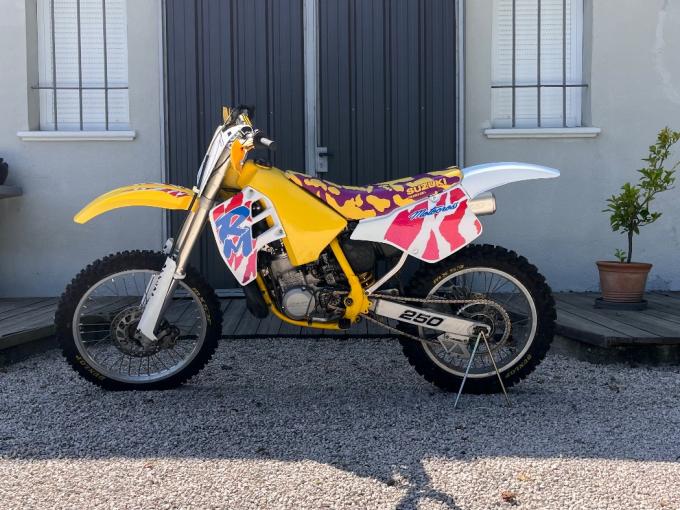 Moto Suzuki 250 RM de 1992