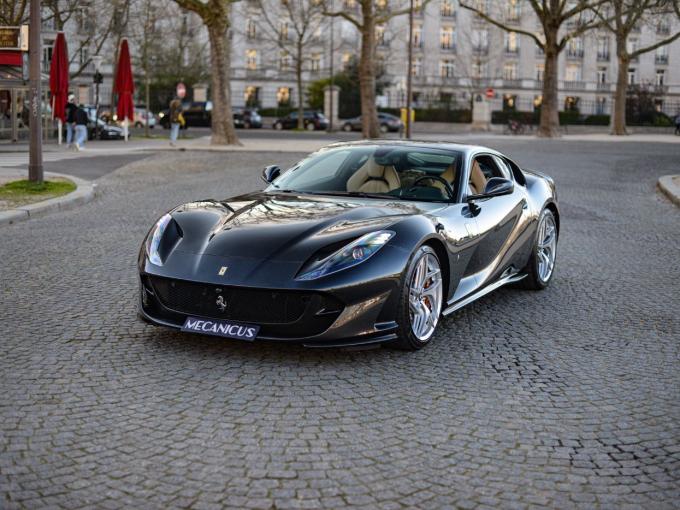 Ferrari 812 Superfast *Configuration exceptionnelle/Entretiens de 2018