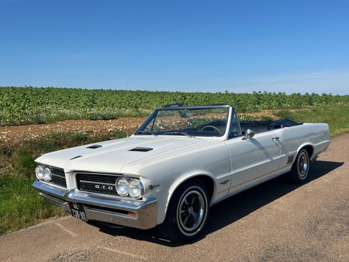 Pontiac Le Mans GTO Export Cabriolet de 1964