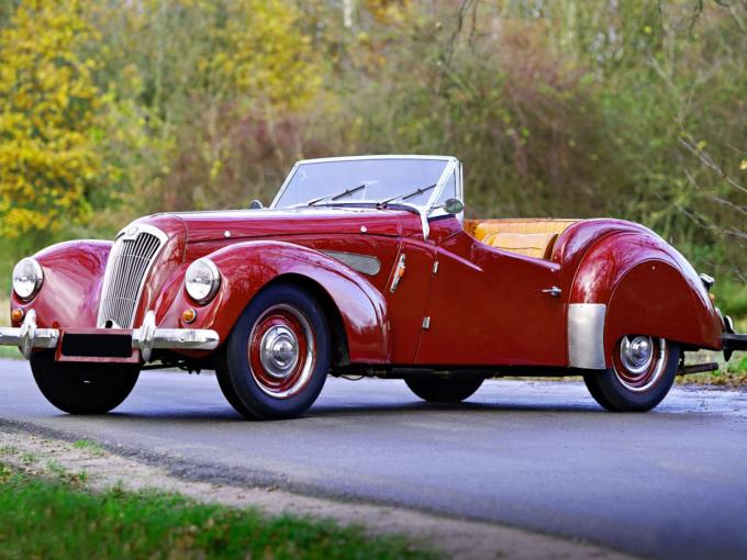 Lea Francis 2 1/2 L Sport « Deluxe » DHC de 1950