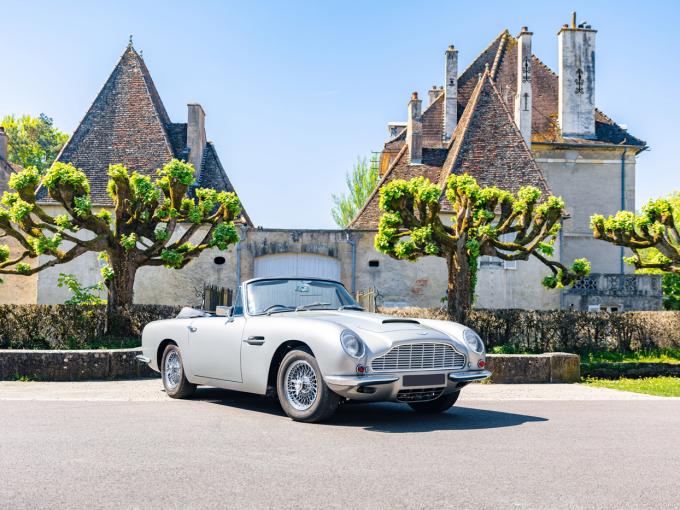Aston Martin DB 6 Volante MK I de 1968