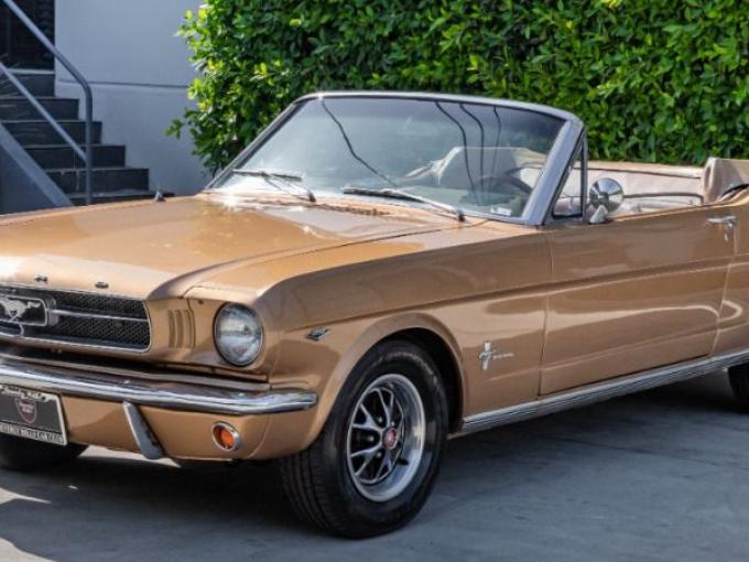 Ford Mustang V8  de 1965