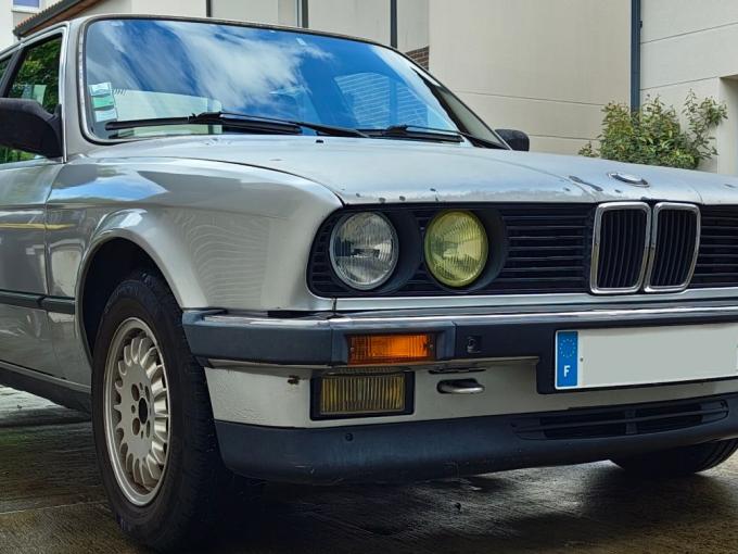 BMW Série 3 E30 325i de 1986