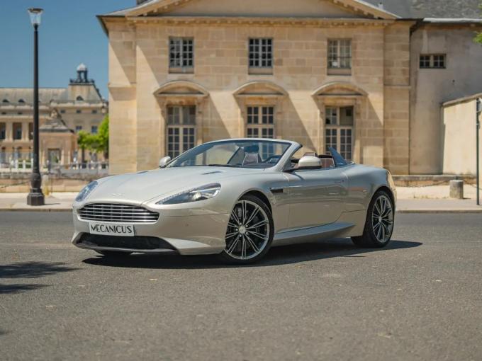 Aston Martin Virage Volante 2+2 *Silver Blonde* de 2013