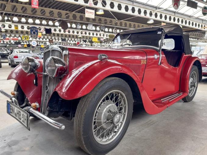 BSA Scout cabriolet avec capote de 1936
