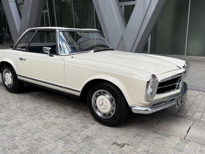 Mercedes-Benz SL 250 Pagode de 1967