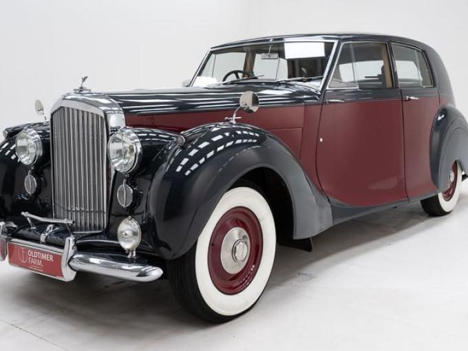 Bentley Mark VI Saloon by James Young '48 CHB57AJ de 1948