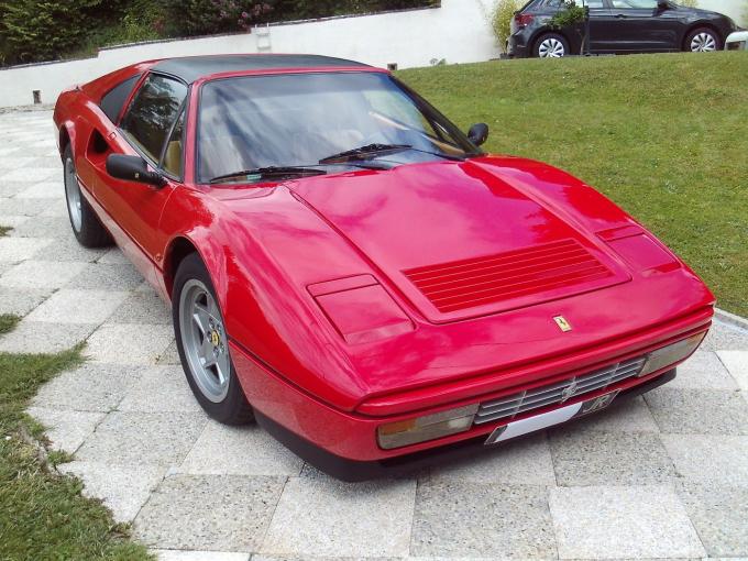 Ferrari 328 GTS de 1986