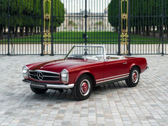 Mercedes-Benz SL 230 Pagode Automatic de 1966