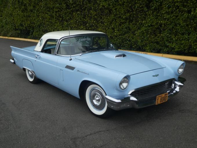 Ford Thunderbird Cabriolet de 1957