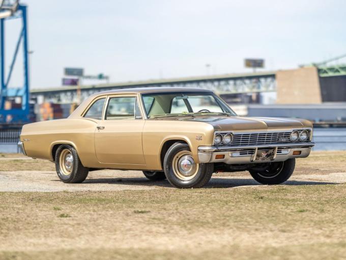 Chevrolet Biscayne Coupé de 1966