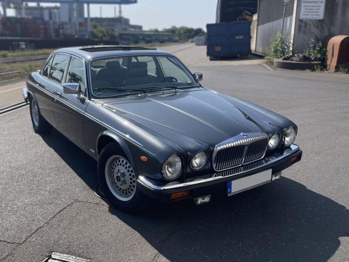 Daimler Double Six  de 1992