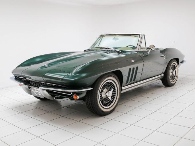 Chevrolet Corvette C2 Sting Ray Convertible * Matching *  de 1965