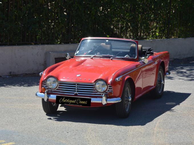 Triumph TR4 A IRS + Hardtop  de 1966