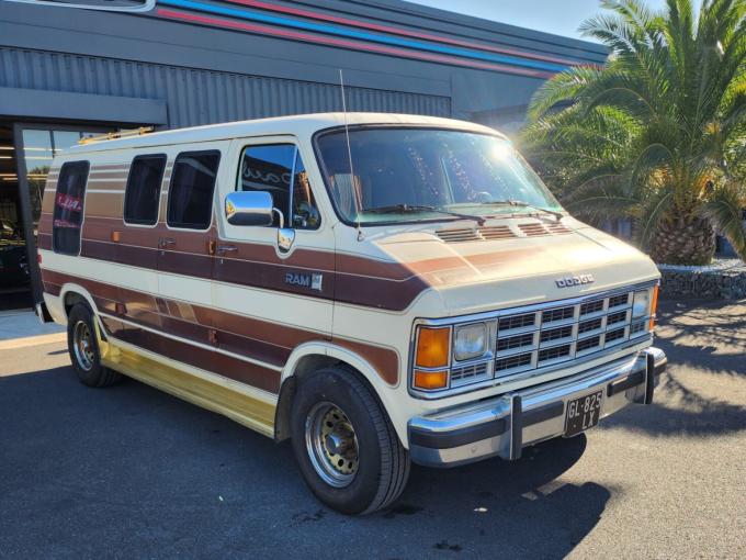 Dodge Van Ram B250 de 1988