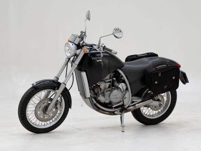 Moto Aprilia 650 Starck Collection de 1999