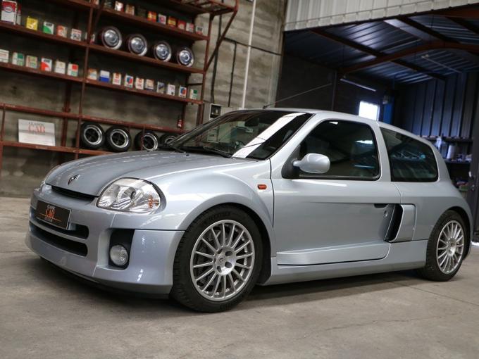 Renault Clio V6 phase 1 de 2001