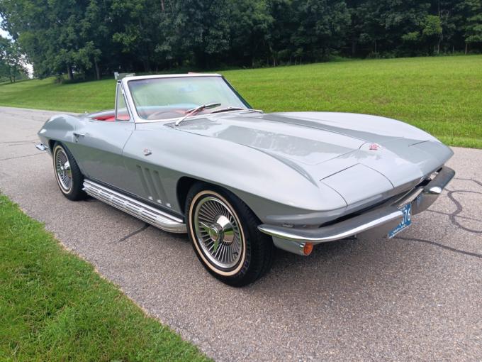 Chevrolet Corvette C2 Cabriolet de 1965