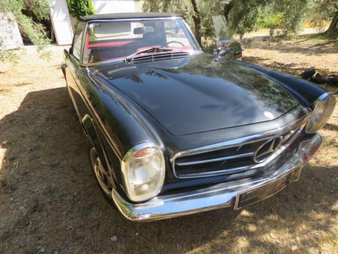 Mercedes-Benz SL 280 SL pagode de 1968