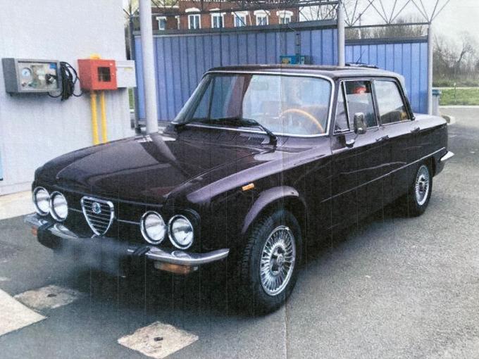 Alfa Roméo Giulia Nuova Super 1600 de 1975