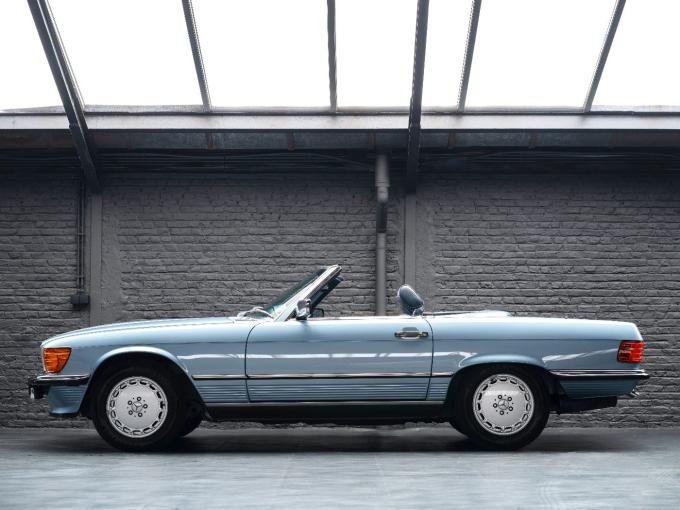 Mercedes-Benz SL 300 de 1988