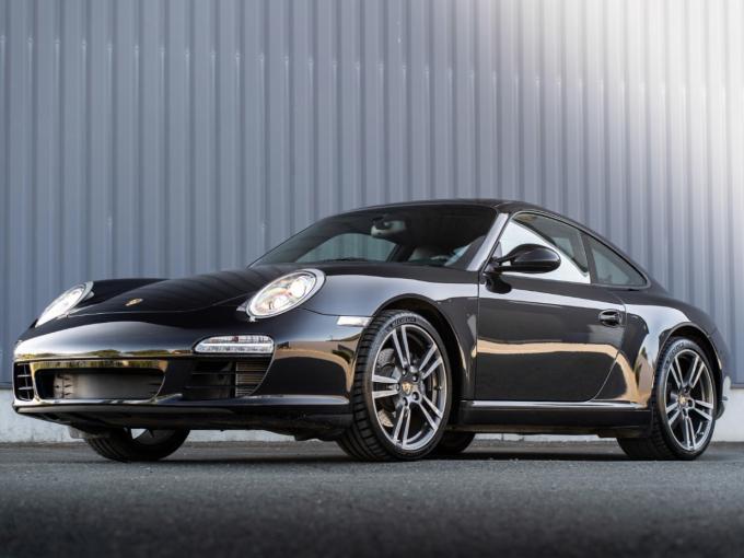 Porsche 997 Black Edition n°759/1911 de 2012