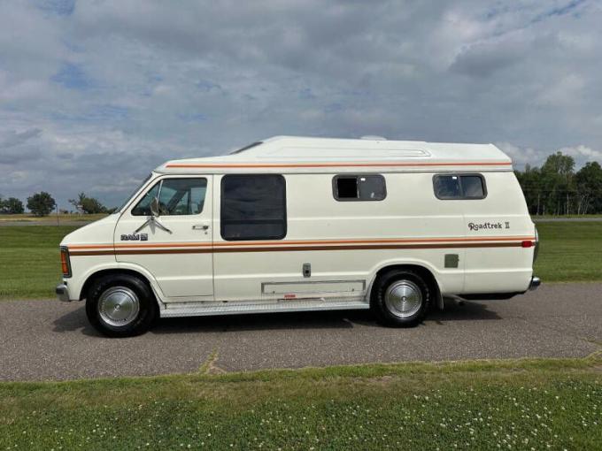 Dodge Ram VAN B350 ROADTREK de 1985