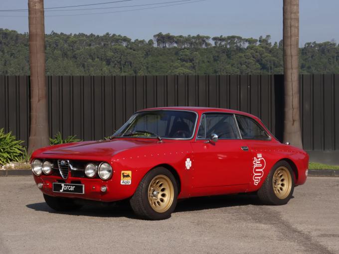 Alfa Roméo Giulia GT 