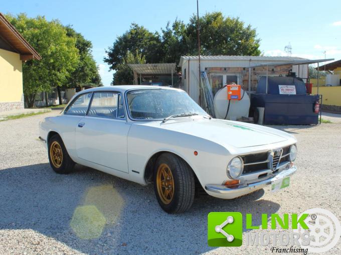 Alfa Roméo Giulia GT  de 1973