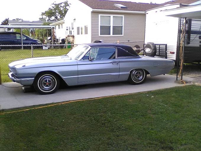 Ford Thunderbird Landau de 1966