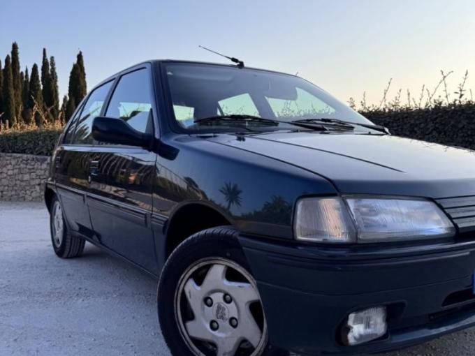 Peugeot 106 Griffe 1.6 L 90 CV  Carte Grise Collection  de 1994