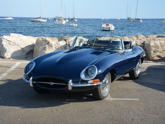 Jaguar Type E TYPE E 4.2 L serie 1 roadster de 1966