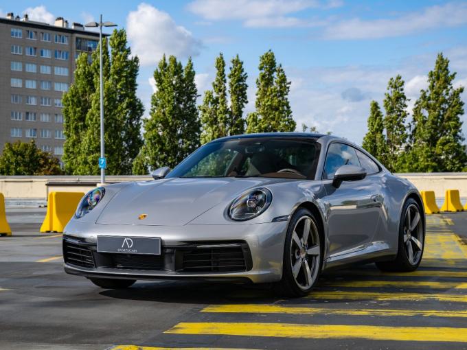 Porsche 911 992 Carrera 4 de 2023