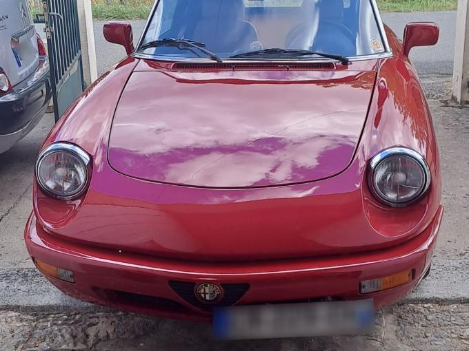 Alfa Roméo Spider 2000 S4 de 1991
